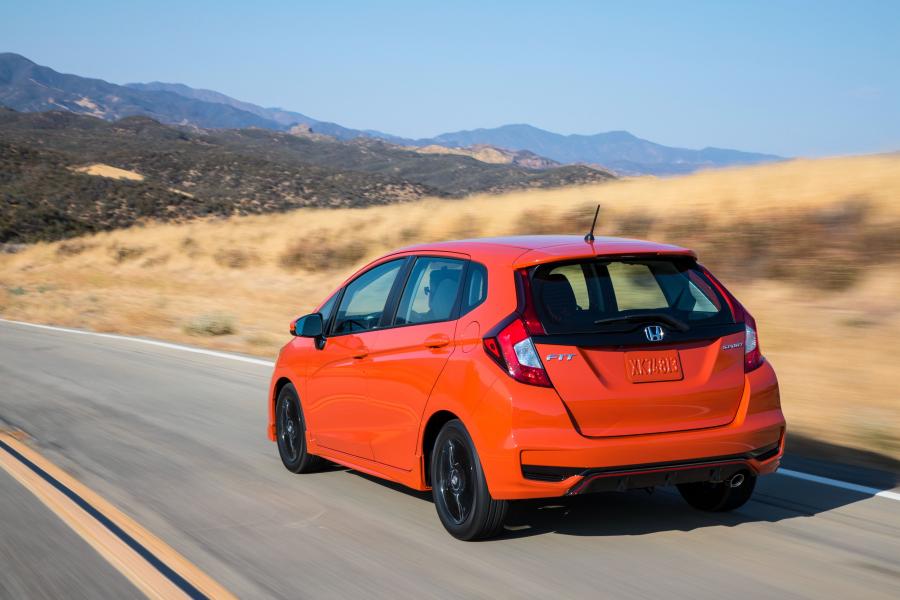  Honda Fit Sport 2017 года  (NA) (фото 28 из 71)